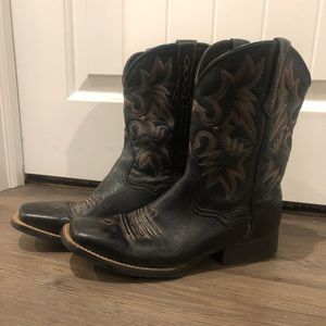Ariat cowboy boots